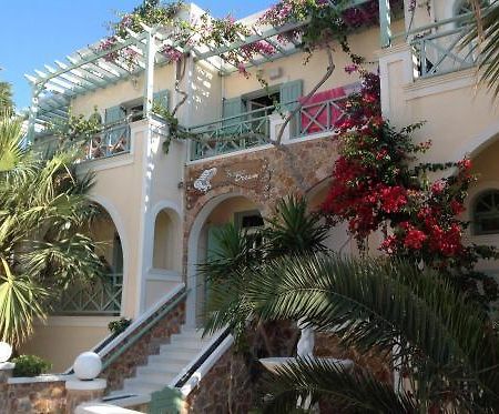 Hotel Summer Dream Камари Экстерьер фото